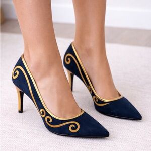Ashro Navy Blue Suede Pointed Toe Pumps Gold Embroidery Size 9(B106)